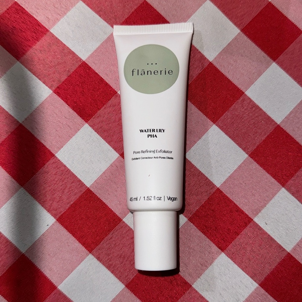 Flanerie ~ Water Lily PHA Pore Refining Exfoliator | 1.52oz F/S | New and Sealed